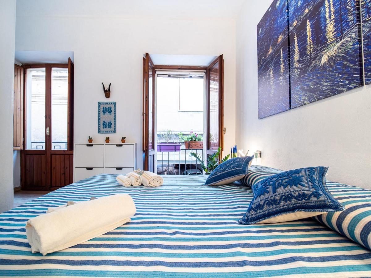 Little Diamond - City Centre Apartment Cagliari Luaran gambar