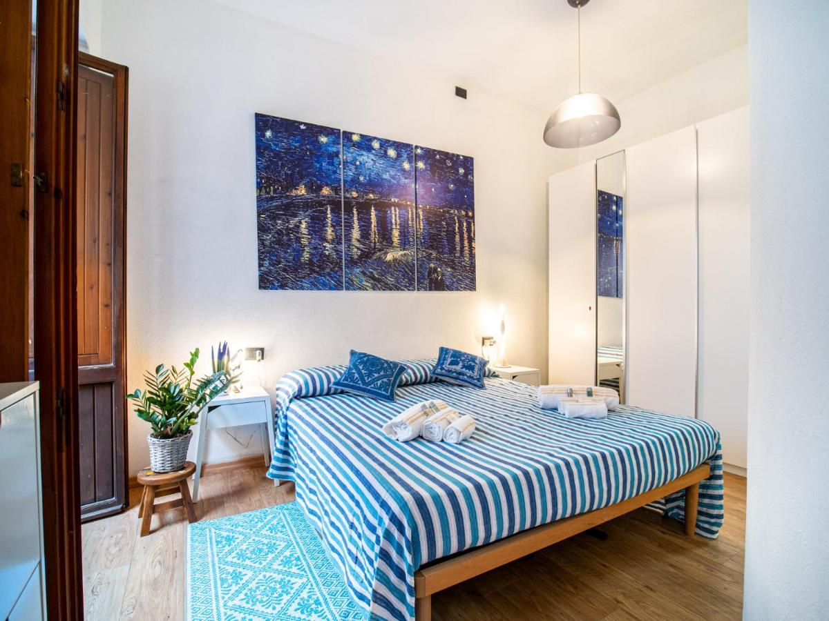 Little Diamond - City Centre Apartment Cagliari Luaran gambar